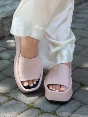 женские шлёпанцы BM-F10