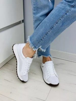 женские кроссовки BM-162