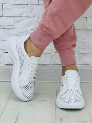 женские кроссовки BM-168