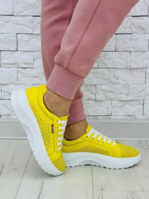 женские кроссовки BM-169