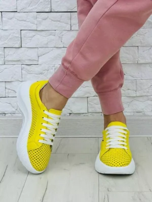 женские кроссовки BM-169