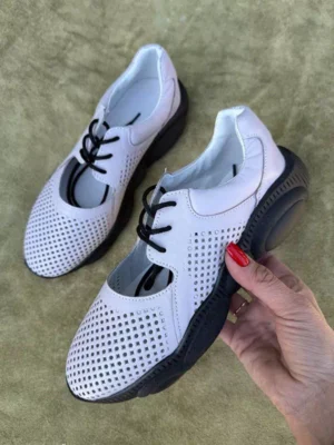 женские кроссовки BM-195