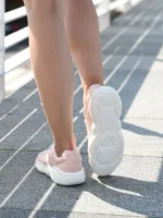 женские кроссовки BM-200