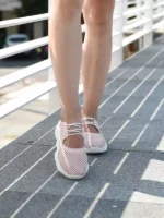 женские кроссовки BM-200