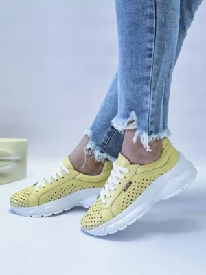 женские кроссовки BM-3238