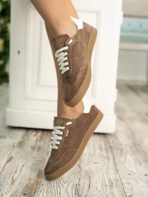 женские кроссовки BM-201