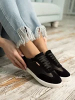 женские кроссовки BM-205