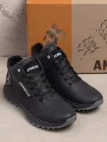 чоловічі зимові кросівки J-030