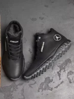 чоловічі зимові кросівки J-030